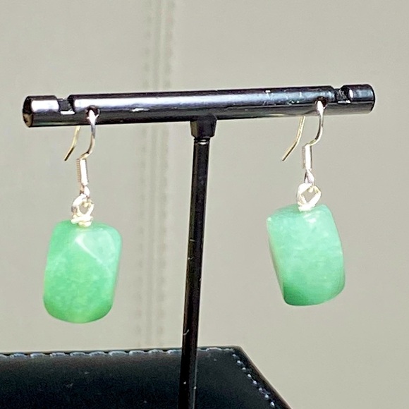 Beautiful Artisan Sterling Silver & Jade Precious Green Gemstone Drop Earrings - Picture 7 of 13